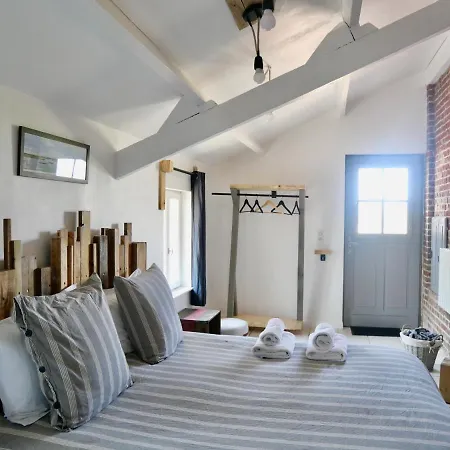 Bed & Breakfast D'hotes Et De La Vieille Ecluse 3*