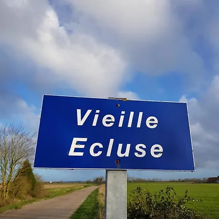 فندق مبيت وإفطار D'hotes Et De La Vieille Ecluse